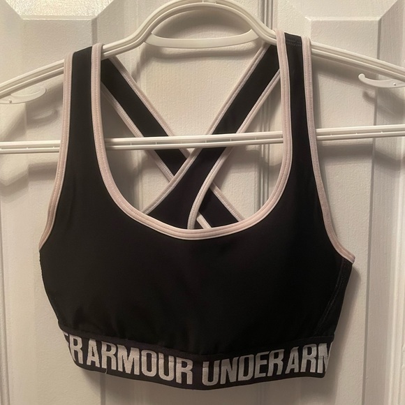 Under Amour xs black and white sports bra with built in padding - Picture 1 of 2